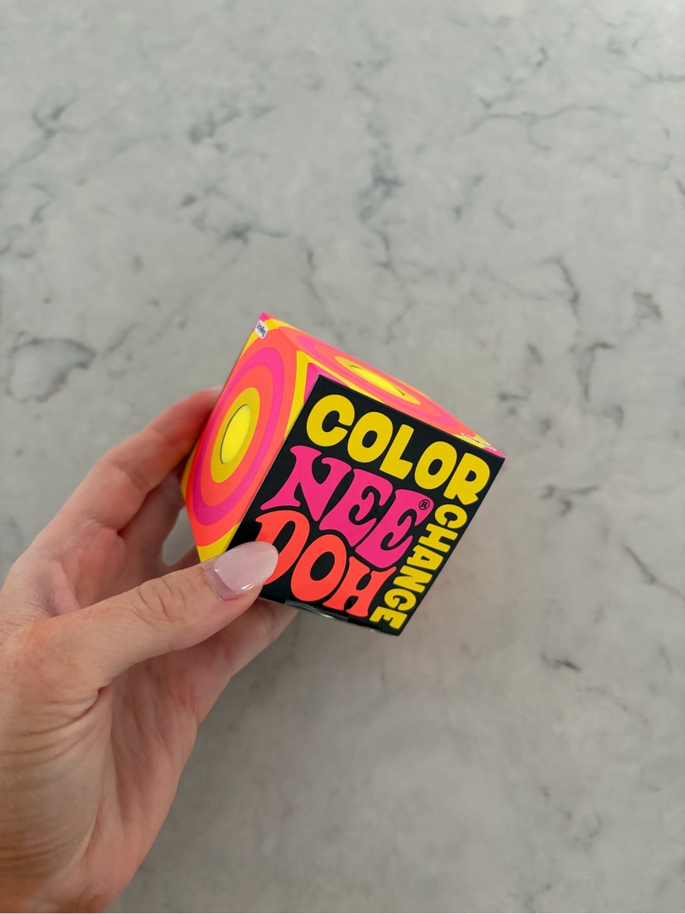 NeeDoh Color Change Ball in Yellow